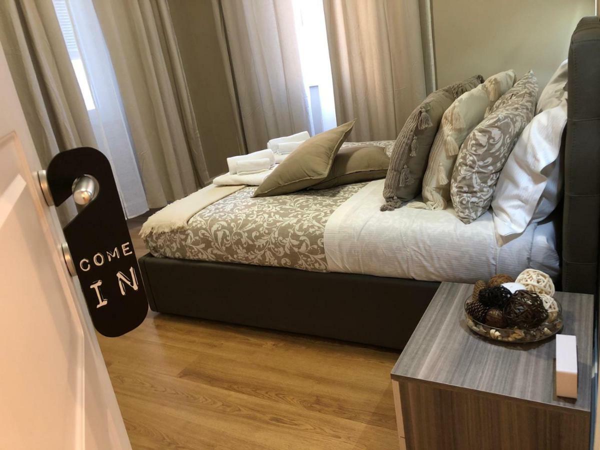 Pantheon Luxury Suite ローマ エクステリア 写真