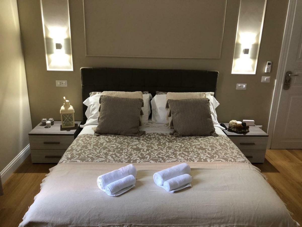 Pantheon Luxury Suite ローマ エクステリア 写真